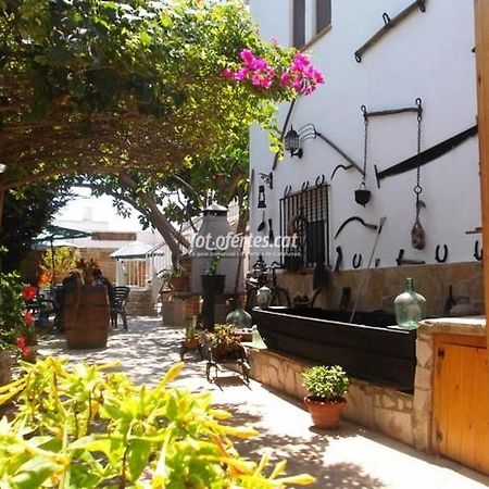 La Llar De Laura Guest House El Poble Nou del Delta Exterior foto