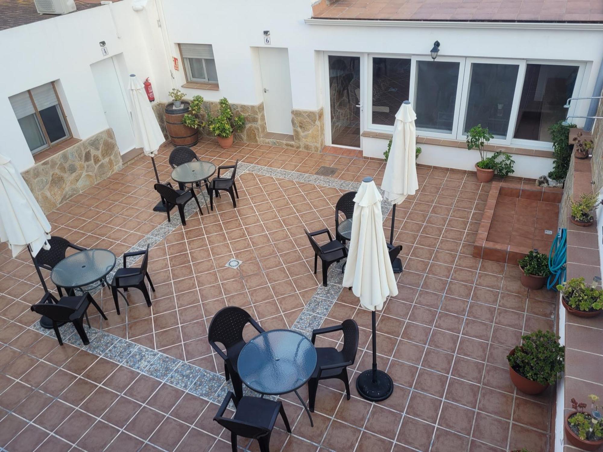 La Llar De Laura Guest House El Poble Nou del Delta Exterior foto